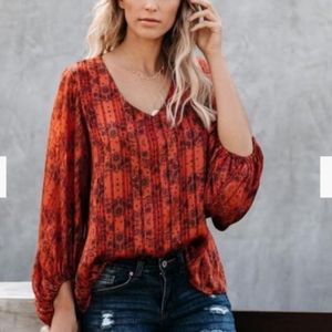 VICI orange/rust blouse with gorgeous metallic striped pattern size small